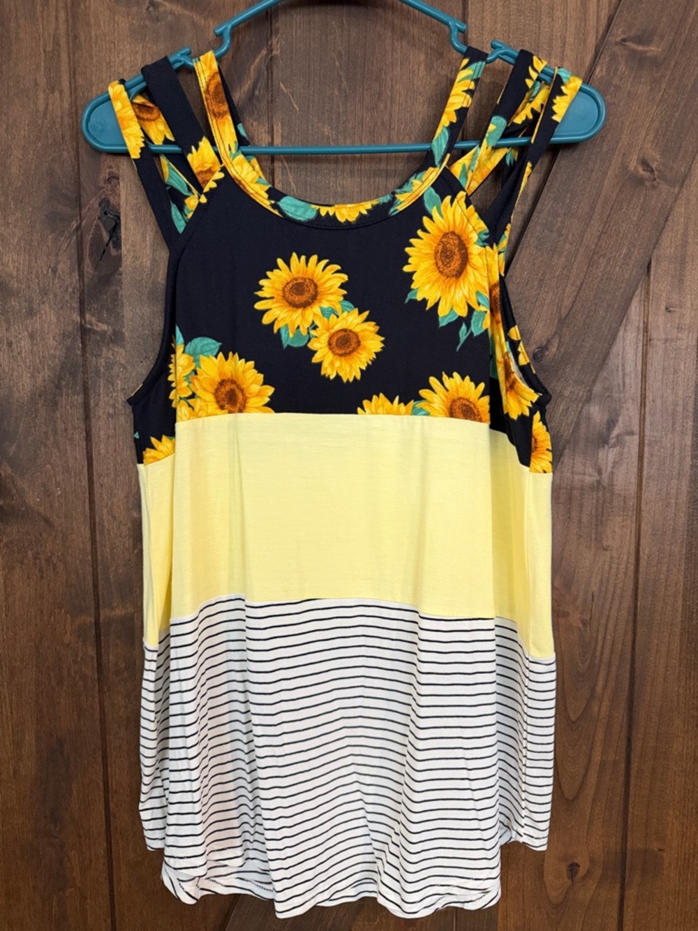 7th Ray Black Sunflower Colorblock Tank with Yellow and White